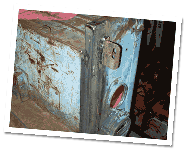 repaired tailgate frame